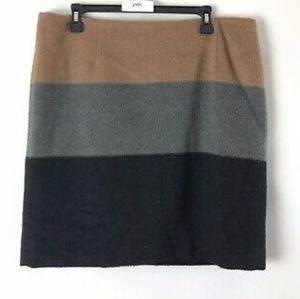 Amanda + Chelesa  Fall Color Block Skirt 🍁🍂